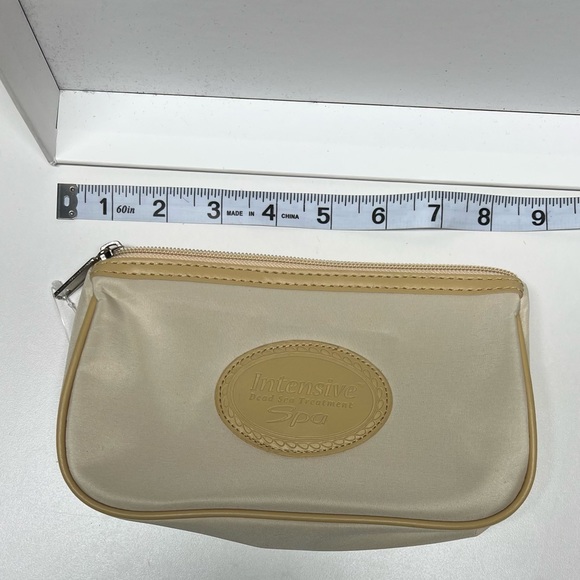 Cosmetic bag - Picture 6 of 6